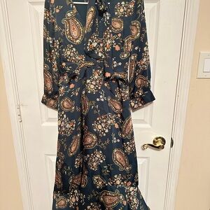 Julia Jordan size 8 Long Sleeve Paisley Dress - green and Pink